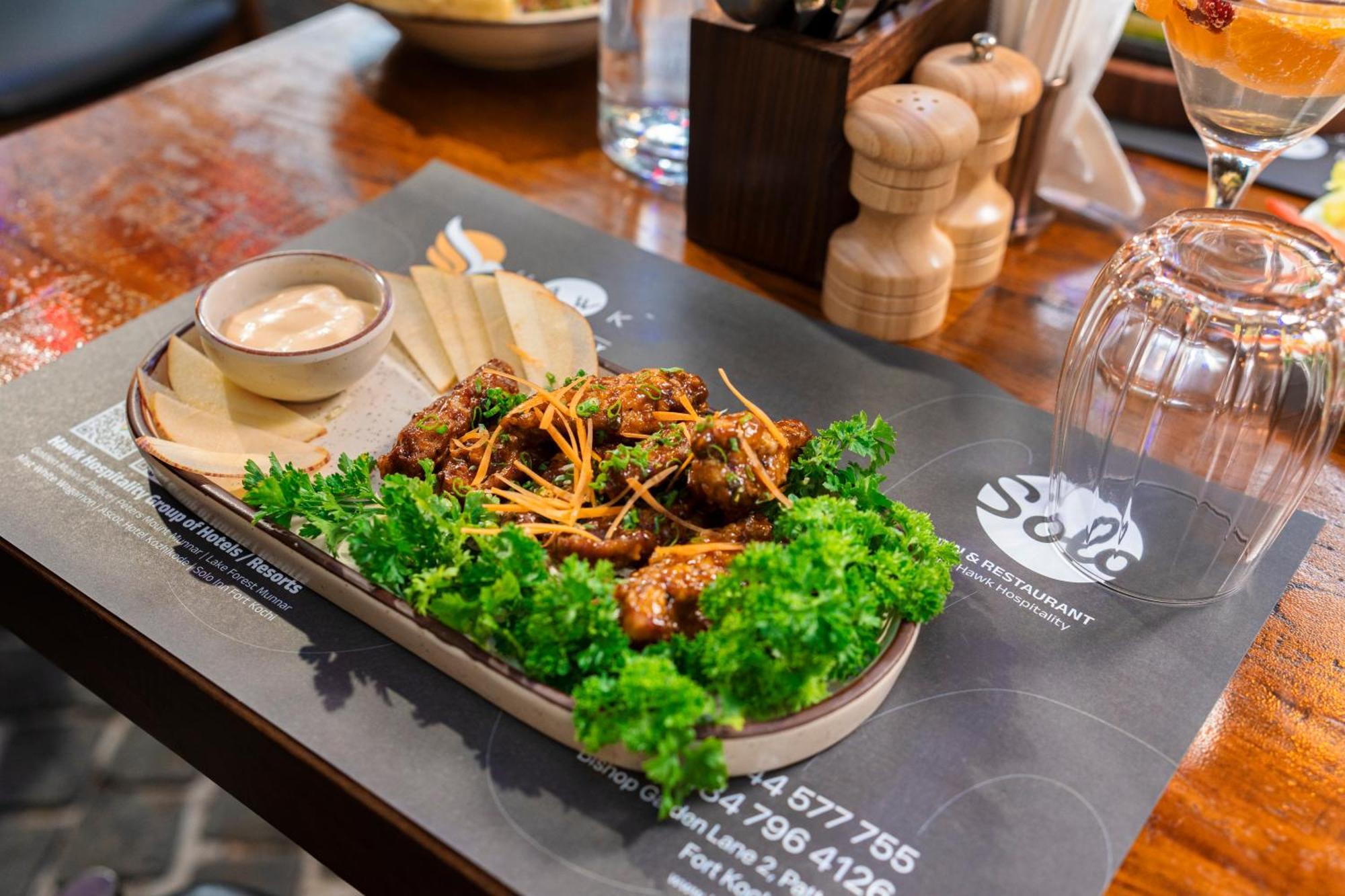 Solo Inn By Hawk Hospitality Kochi 外观 照片