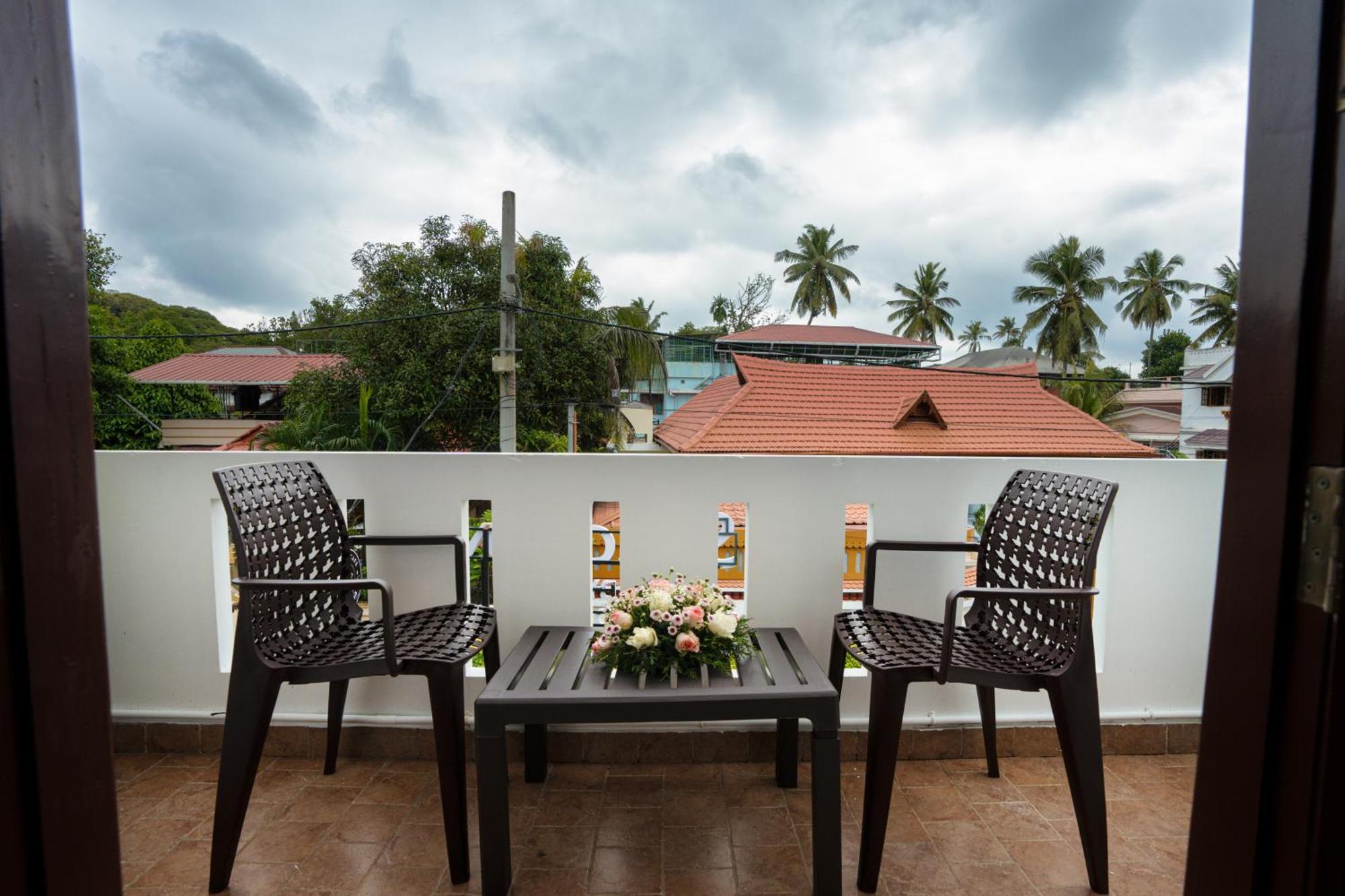 Solo Inn By Hawk Hospitality Kochi 外观 照片